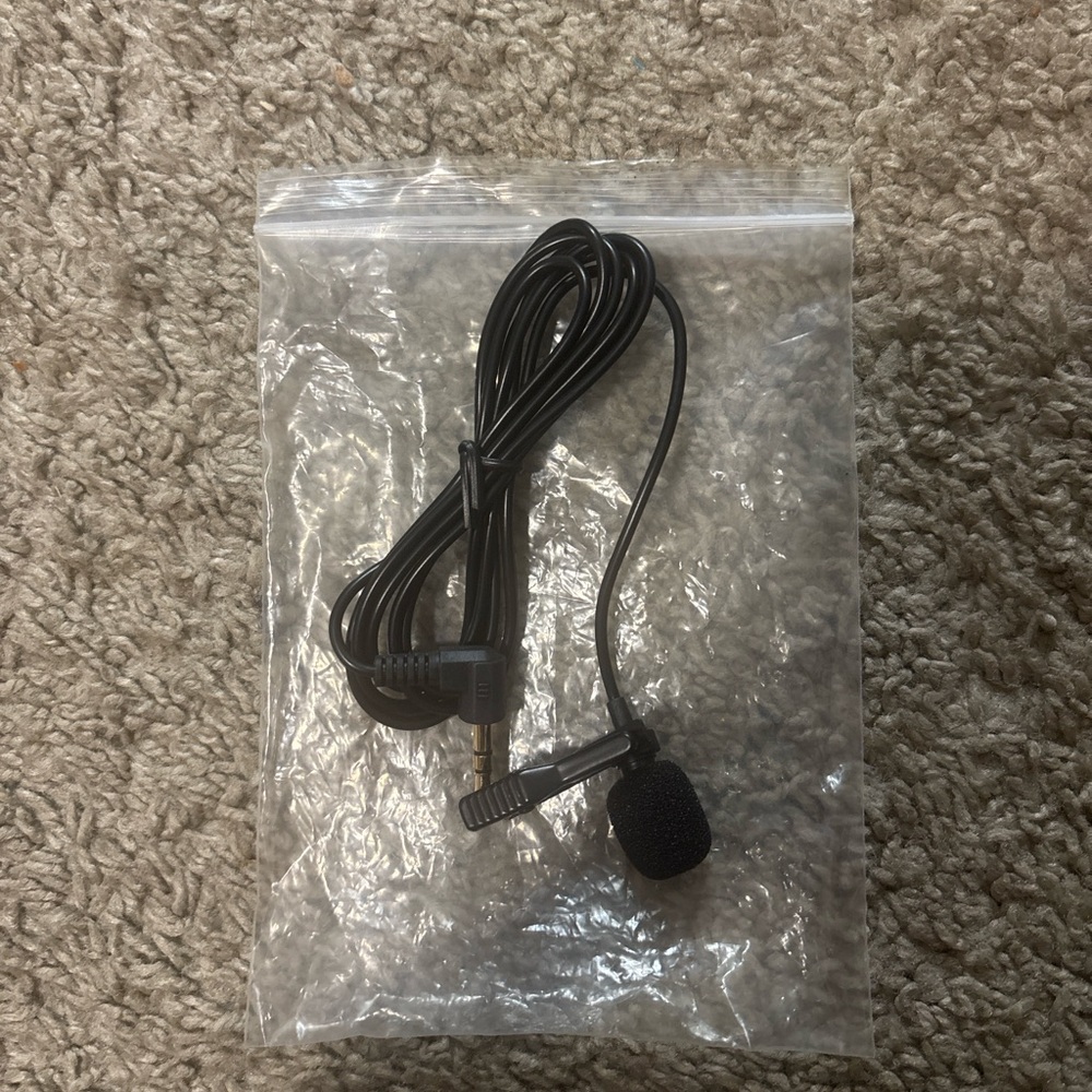 Wired Lavalier Clip-On Microphone – New / Unused